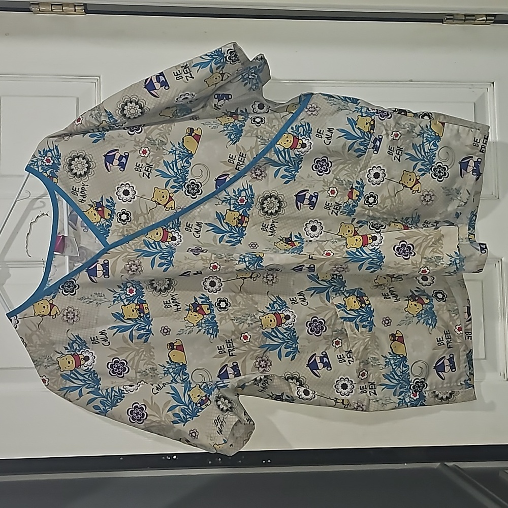 Winnie-the-Pooh Beige Blue Print Scrub Top